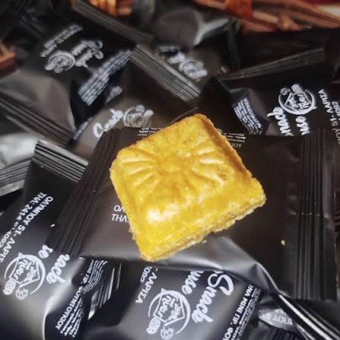 ΜΙΝΙ ΤΕΤΡΑΓΩΝΑ ΠΡΑΛΙΝΑ ΣΥΣΚΕΥΑΣΜΕΝΑ 1-1 3kg