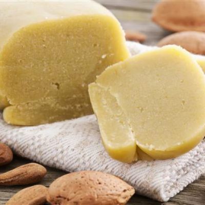 Αμυγδαλόπαστα